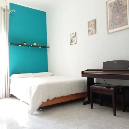 Casa Dei Ciclamini * Roma